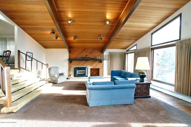 Living room.