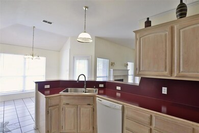 4433 Cole Dr, Abilene, TX 79606 - photo 7