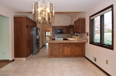 20 Casper Berger Rd, Whitehouse Station, NJ 08889 - photo 4