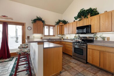 1881_lionsridge_loop_19_interior_kitchen
