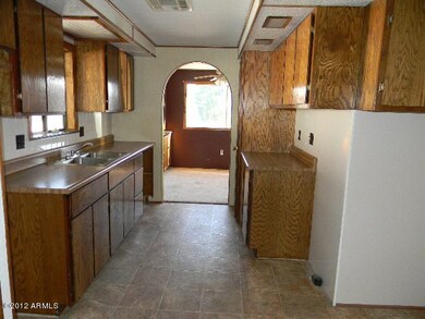 023-277035 Kitchen 2