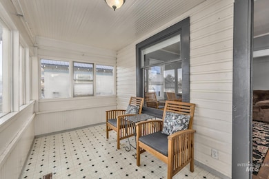 135 W Park St, Weiser, ID 83672 - photo 3