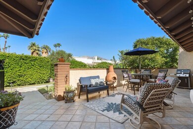 Relax in the courtyard
