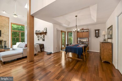 2303 Highland Ave, Falls Church, VA 22046 - photo 4