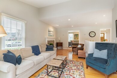 11 Lone Oak Cir, Holliston, MA 01746 - photo 7