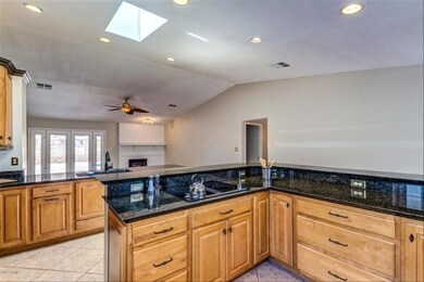 4.   4_Kitchen 2