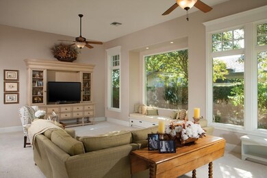 5924 E Calle Del Sud, Phoenix, AZ 85018 - photo 7