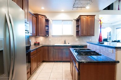 Golf home for sale Grand Junction Co Tan