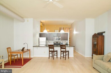 2429 Locust St unit 411, Philadelphia, PA 19103 - photo 2
