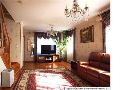 646 Seaview Ave, Staten Island, NY 10305 - photo 6