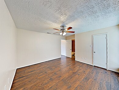 7823 Gatehouse Dr, Houston, TX 77040 - photo 6