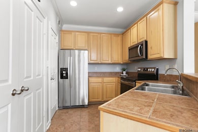 4000 Lake Beau Pre Blvd unit 13, Baton Rouge, LA 70820 - photo 6