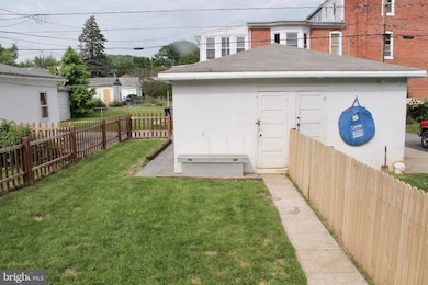 307 N Brobst St, Reading, PA 19607 - photo 5