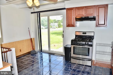 614 Carpenter St, Glassboro, NJ 08028 - photo 5