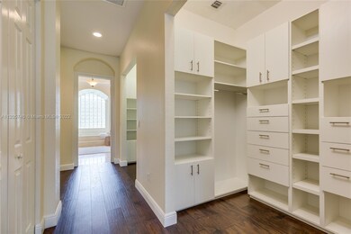 10767 Garden Ridge Ct, Davie, FL 33328 - photo 7