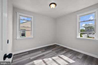 211 Cedar Ave, Paulsboro, NJ 08066 - photo 7