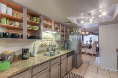 Kitchen (1)