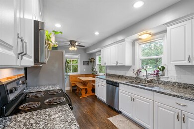 2233 17th Ave E, Saint Paul, MN 55109 - photo 7