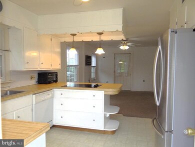 6258 Main St, Honey Brook, PA 19344 - photo 7