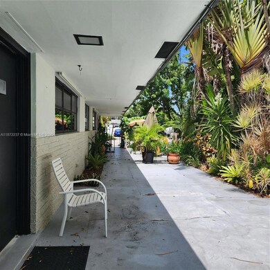 1940 NE 31st Ct unit South, Lighthouse Point, FL 33064 - photo 6