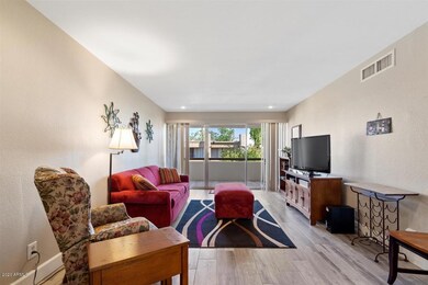 07-Living Room