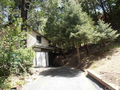 upper driveway area