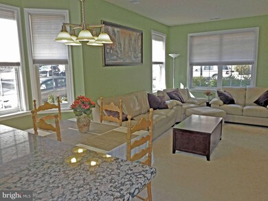 42587 Hollyhock Terrace unit 20A, Ashburn, VA 20148 - photo 7