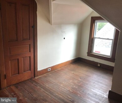705 Park Ave unit B 2ND FL, Collingswood, NJ 08108 - photo 6