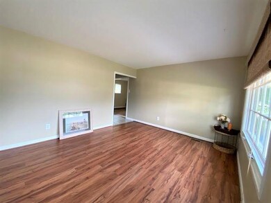 2940 Lucas Way, Columbus, IN 47203 - photo 5