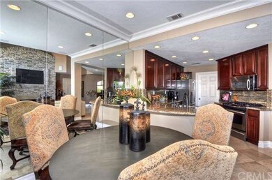 Dining area, open to the beautiful kitchen and bri