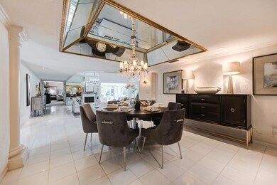 002_Dining Room