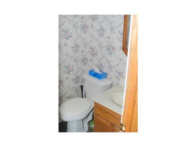 1444 N Dequincy St, Indianapolis, IN 46201 - photo 7