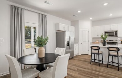 221 Idle Dr, Shelbyville, TN 37160 - photo 3