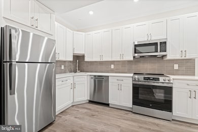 2341 N College Ave unit 3, Philadelphia, PA 19121 - photo 3