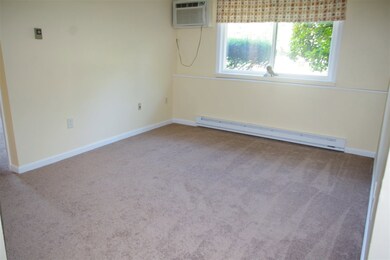 173 Lita Ln, Newmarket, NH 03857 - photo 4