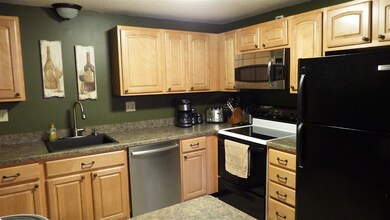 75 Indian Rock Rd, MerriMacK, NH 03054 - photo 5