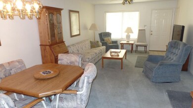1018 condo 004