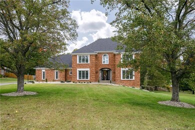 4300 Woodfield Dr, Floyds Knobs, IN 47119 - photo 5