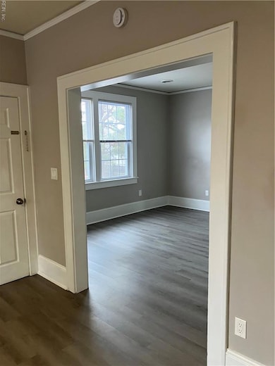 313 1/2 Cedar St, Suffolk, VA 23434 - photo 4