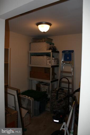 15055 Maple Glen Ct, Dumfries, VA 22025 - photo 4