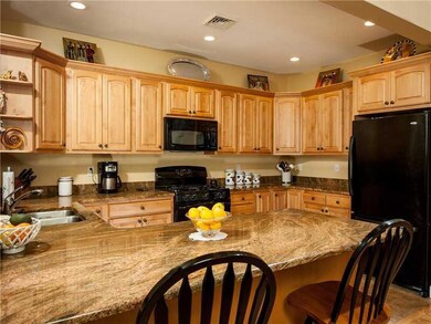 Kitchen. Guests can sit and chat!