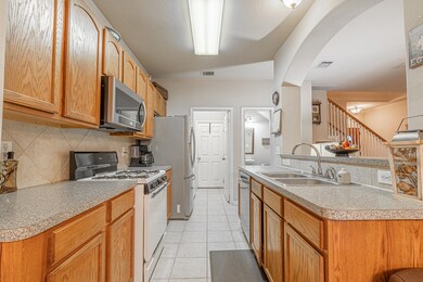 13602 Country Time Cir, Tomball, TX 77375 - photo 6