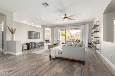 10499 E Acacia Dr, Scottsdale, AZ 85255 - photo 3