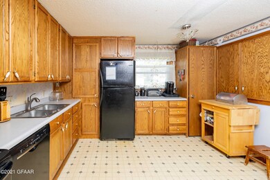 1518-8th-Ave-N-013