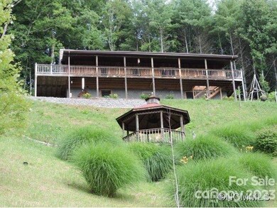 583 Jr Pate Rd, Burnsville, NC 28714 - photo 2