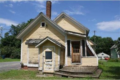 11 Depot St, Turners Falls, MA 01376 - photo 2