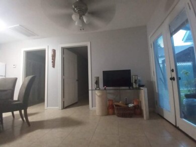 606 Vincent St, Houston, TX 77009 - photo 7