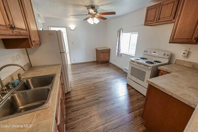 306 Third (2 of 16)