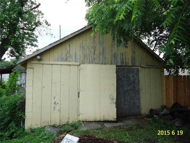 607 Johnson Ave, Franklin, IN 46131 - photo 3