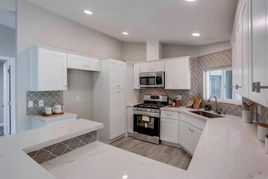 5165 Colonial Way, Oceanside, CA 92057 - photo 7